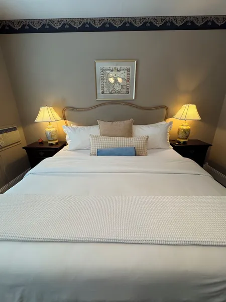 The Clipper Inn Bed & Breakfast hotel detail image 6