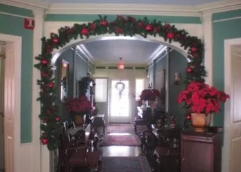 Montague Inn hotel thumbnail 2