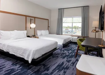 Fairfield by Marriott Port Clinton Waterfront hotel thumbnail 7