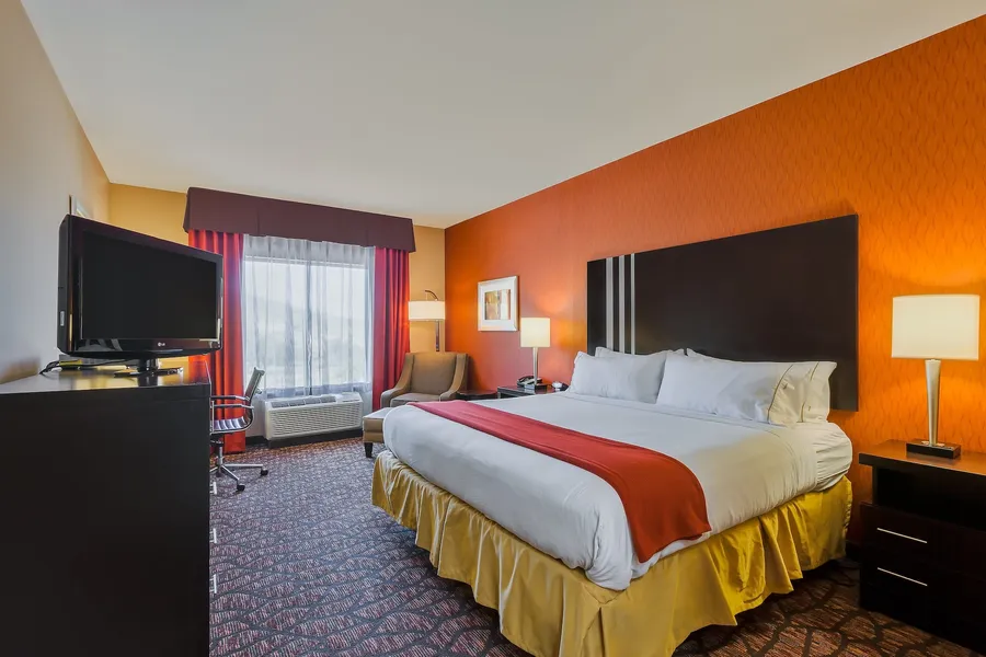 Holiday Inn Express & Suites Alpine Southeast by IHG hotel detail image 6