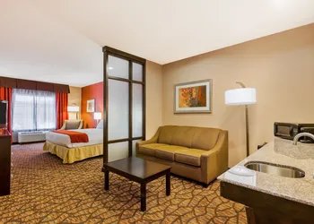 Holiday Inn Express & Suites Alpine Southeast by IHG hotel thumbnail 7