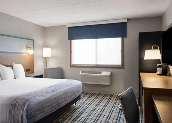 AmericInn by Wyndham Alexandria hotel thumbnail 6