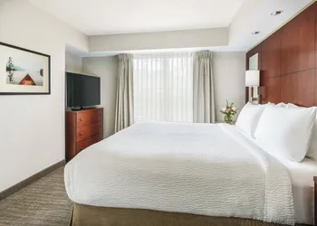 Residence Inn by Marriott Colchester hotel thumbnail 5
