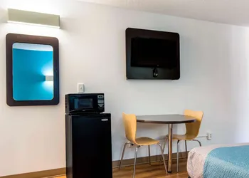 Motel 6 Lagrange, GA hotel thumbnail 6