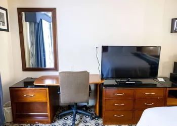 Baymont by Wyndham College Park Atlanta Airport South hotel thumbnail 8