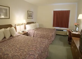 Americas Best Value Inn Gaylord hotel thumbnail 5