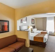 Comfort Suites Summit County hotel detail image 7