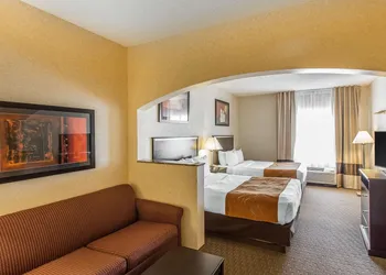Comfort Suites Summit County hotel thumbnail 7