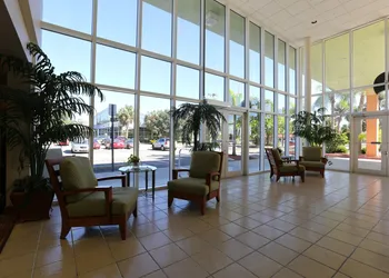 Allure Suites hotel thumbnail 2