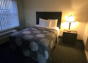 Allure Suites hotel thumbnail 6