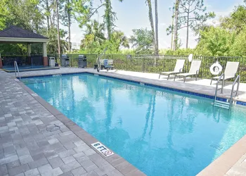 Candlewood Suites Ft Myers I-75 by IHG hotel thumbnail 5