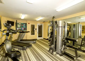 Candlewood Suites Ft Myers I-75 by IHG hotel thumbnail 8