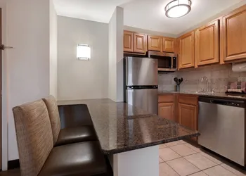 Staybridge Suites Tallahassee by IHG hotel thumbnail 4