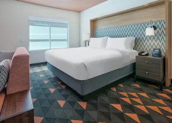 Holiday Inn DFW South by IHG hotel thumbnail 4