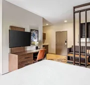 Best Western Plus Bourbonnais Hotel & Suites hotel detail image 5