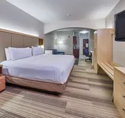 Holiday Inn Express Hotel & Suites Medford-Central Point by IHG hotel detail image 3