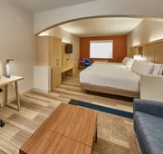 Holiday Inn Express Hotel & Suites Medford-Central Point by IHG hotel detail image 7