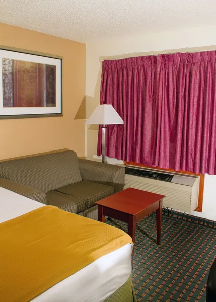Budget Inn and Suites hotel detail image 2