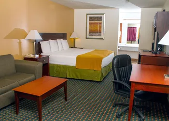 Budget Inn and Suites hotel thumbnail 3