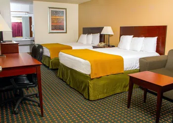 Budget Inn and Suites hotel thumbnail 6