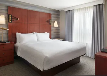 Residence Inn by Marriott Calgary Airport hotel thumbnail 8