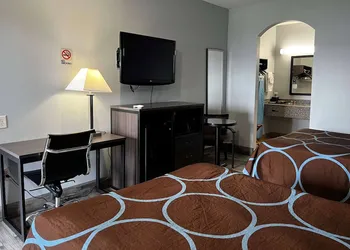 Crystal Inn Houston North I-45 hotel thumbnail 6