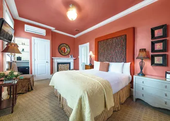 The Charles Hotel hotel thumbnail 5