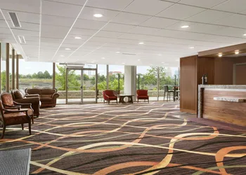 Travelodge by Wyndham Niagara Falls Fallsview hotel thumbnail 2