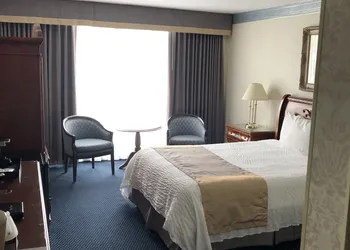 Travelodge by Wyndham Niagara Falls Fallsview hotel thumbnail 5