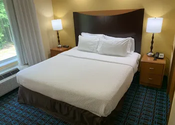 Fairfield Inn and Suites by Marriott Columbia hotel thumbnail 4
