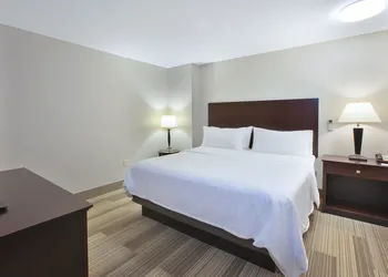 Holiday Inn Express Hotel & Suites Niles by IHG hotel thumbnail 5