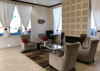 Ramada by Wyndham Draper hotel thumbnail 5