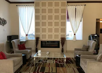Ramada by Wyndham Draper hotel thumbnail 6