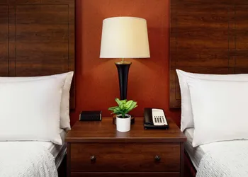 Hampton Inn & Suites Scottsdale at Talking Stick hotel thumbnail 4