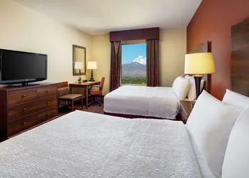 Hampton Inn & Suites Scottsdale at Talking Stick hotel thumbnail 6