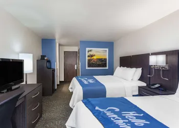 Days Inn & Suites by Wyndham East Flagstaff hotel thumbnail 7