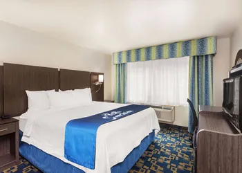 Days Inn & Suites by Wyndham East Flagstaff hotel thumbnail 8