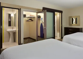 SpringHill Suites by Marriott Toronto Vaughan hotel thumbnail 8