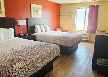 Budgetel Inn and Suites hotel thumbnail 8