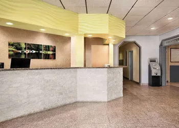 Days Inn by Wyndham Ste. Helene-de-Bagot hotel thumbnail 3