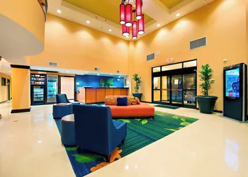 Fairfield Inn & Suites by Marriott Charleston Airport/Convention Center hotel thumbnail 3