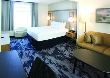 Fairfield Inn & Suites by Marriott Charleston Airport/Convention Center hotel thumbnail 7