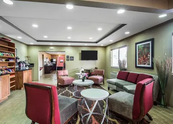Quality Inn Plant City - Lakeland hotel thumbnail 2