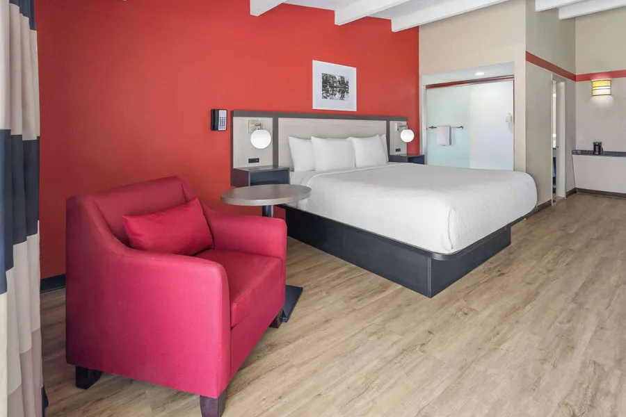 Ramada by Wyndham Parsippany hotel detail image 6