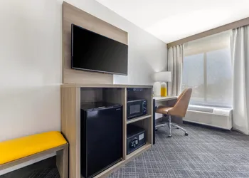 Comfort Inn Bourbonnais near I-57 hotel thumbnail 6