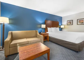 Comfort Inn & Suites Chattanooga West - Lookout Mountain hotel thumbnail 6