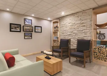 Country Inn & Suites by Radisson, Beavercreek-Dayton hotel thumbnail 3