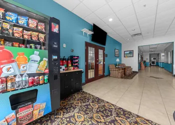 Days Inn by Wyndham Salado hotel thumbnail 5