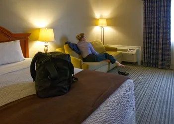 Ramada by Wyndham London hotel thumbnail 5