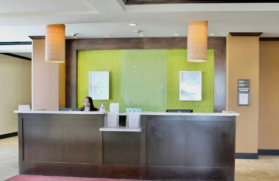 Hilton Garden Inn Edmonton International Airport hotel detail image 6